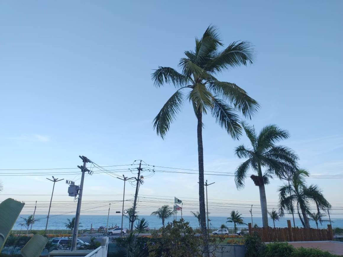 Apart E Pes Na Areia